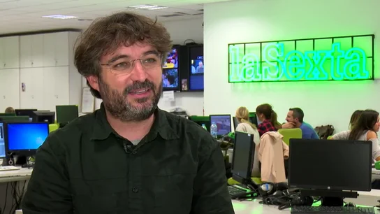 Jordi Évole estrena temporada con los actores de Campeones: "Tenemos muchas ganas de enseñar todo lo que hemos estado preparando" Jordi Évole estrena temporada con los actores de Campeones: "Tenemos muchas ganas de enseñar todo lo que hemos estado preparando"