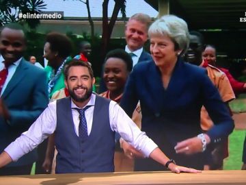 La noche loca de Merkel, Macron y Charles Michel: "Me parece mal que no avisaran a Theresa May, a mí me gustaría que estuviese en mi equipo" La noche loca de Merkel, Macron y Charles Michel: "Me parece mal que no avisaran a Theresa May, a mí me gustaría que estuviese en mi equipo"