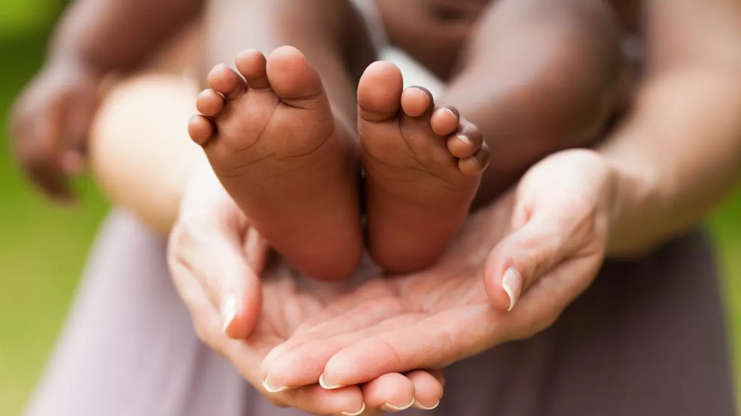 Niegan el empadronamiento a una niña india en Valdemaqueda Niegan el empadronamiento a una niña india en Valdemaqueda