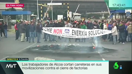 Los trabajadores de Alcoa cortan carreteras en sus movilizaciones contra el cierre de factorías Los trabajadores de Alcoa cortan carreteras en sus movilizaciones contra el cierre de factorías