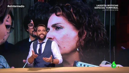 El mensaje de tranquilidad de Dani Mateo, sobre los PGE: "¿Qué hay que reducir 1.200 millones? Pues te quitas unos cafés del Starbucks, chiqui" El mensaje de tranquilidad de Dani Mateo, sobre los PGE: "¿Qué hay que reducir 1.200 millones? Pues te quitas unos cafés del Starbucks, chiqui"