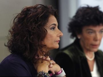 La ministra María Jesús Montero La ministra María Jesús Montero