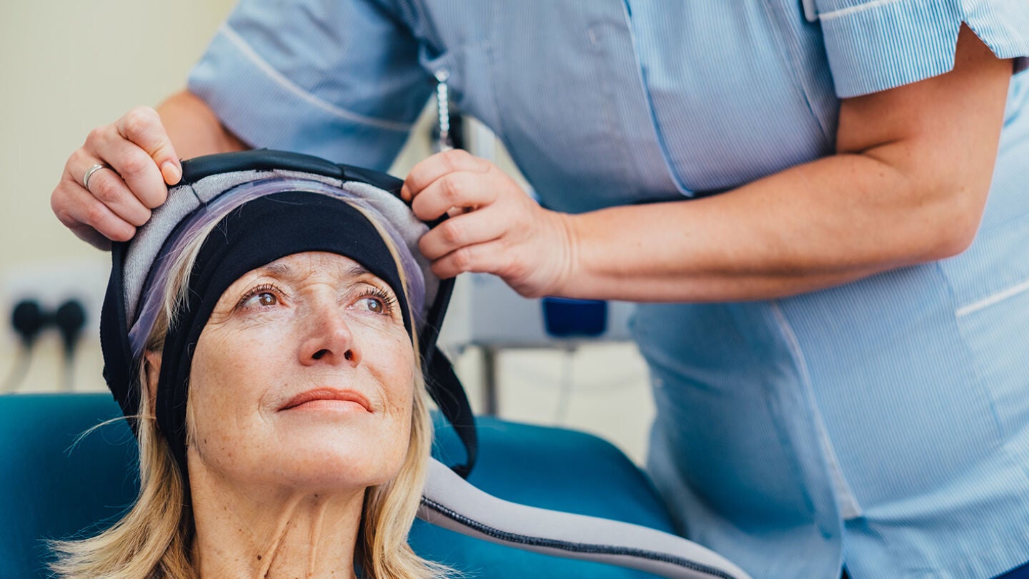 Imagen del gorro refrigerante para evitar la ca&iacute;da del pelo