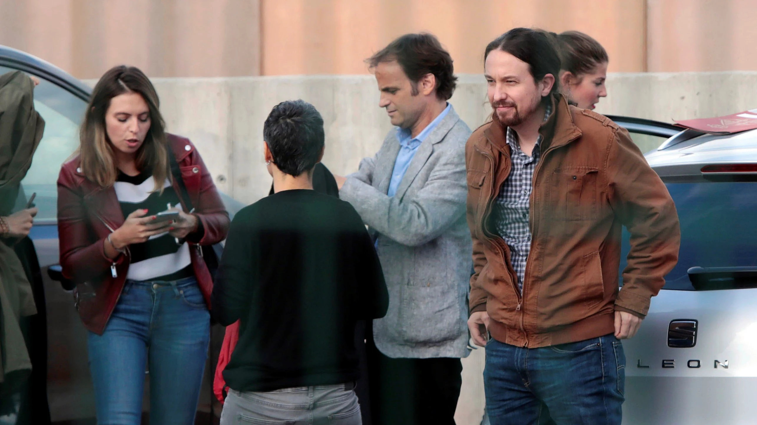 Pablo Iglesias a su llegada a la prisión de Llenoders