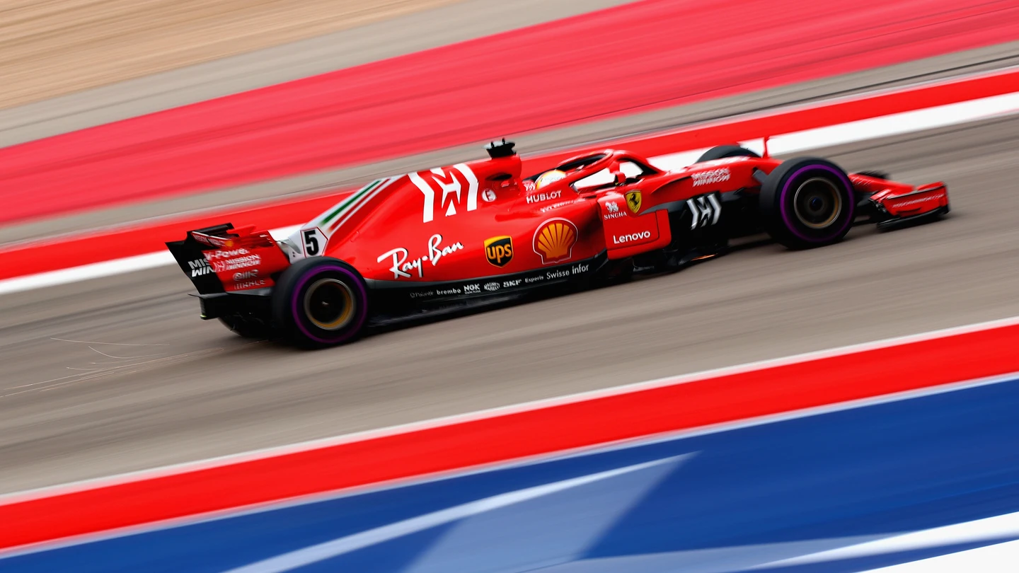 Sebastian Vettel, en los Libres 3 del GP de EEUU Sebastian Vettel, en los Libres 3 del GP de EEUU
