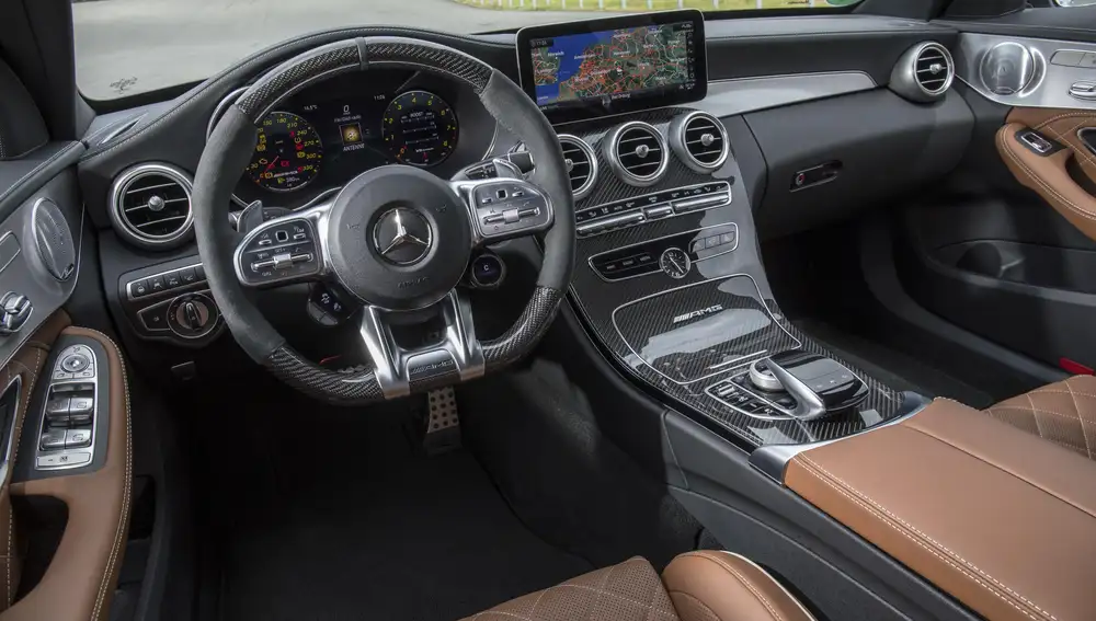 Cuadro de mandos del Mercedes-AMG C63 