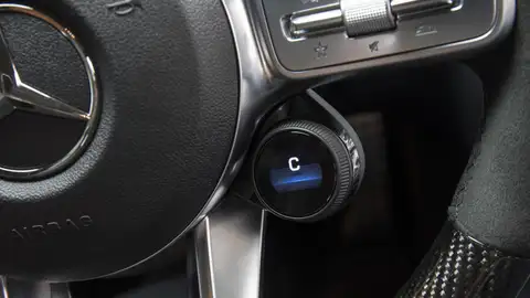 Volantes AMG con botones Touch Control Volantes AMG con botones Touch Control