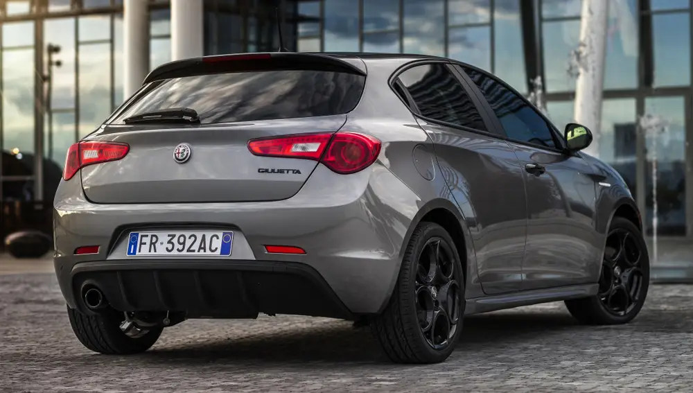 Alfa Romeo Giulietta B-Tech parte trasera