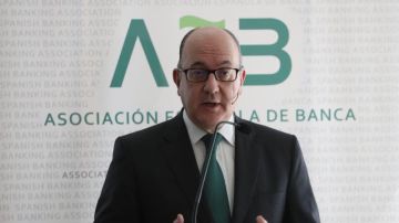 El presidente de la Asociación Española de Banca (AEB), José María Roldán