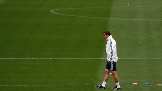 Lopetegui, durante un entrenamiento del Real Madrid Lopetegui, durante un entrenamiento del Real Madrid
