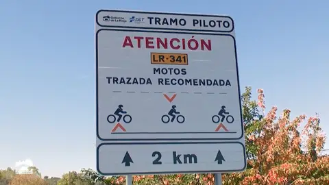 Señalización para motoristas Señalización para motoristas de trazada recomendada