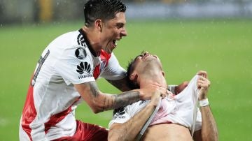 Los jugadores de River Plate celebran su victoria contra Gremio