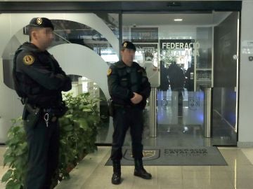 Registro policial en la Federación Catalana Registro policial en la Federación Catalana