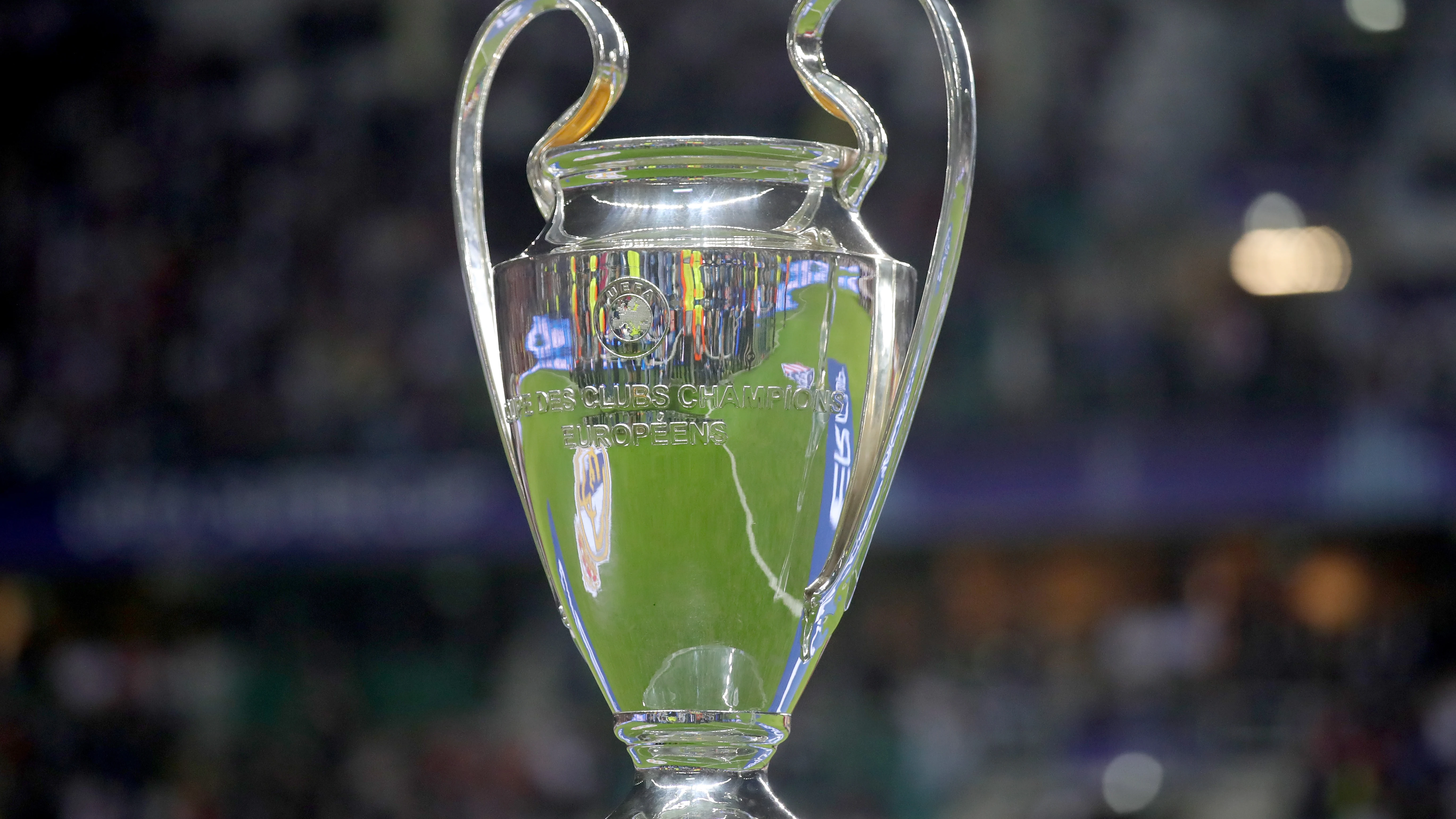 El actual trofeo de la Champions League