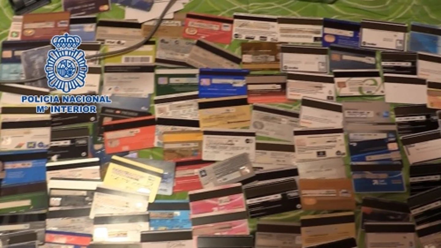 Imagen de las tarjetas clonadas Imagen de las tarjetas clonadas