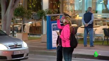 La seguridad del centro comercial de Marbella en el que quedaron dos adolescentes para suicidarse logró salvar a uno de ellos gracias a su anuncio en redes sociales