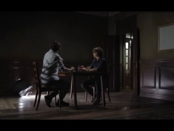 Enorme susto en pleno Salvados: un foco se desploma en mitad de la entrevista Enorme susto en pleno Salvados: un foco se desploma en mitad de la entrevista