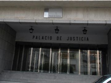 Fachada de la Audiencia Provincial de Huelva Fachada de la Audiencia Provincial de Huelva