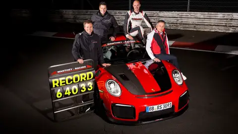Porsche 911 GT2 RS MR Porsche 911 GT2 RS MR