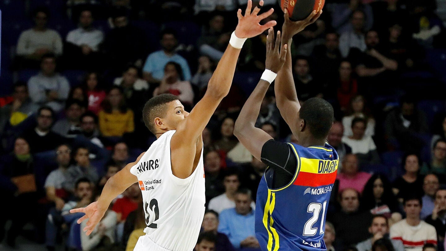 Diagne, ante Tavares