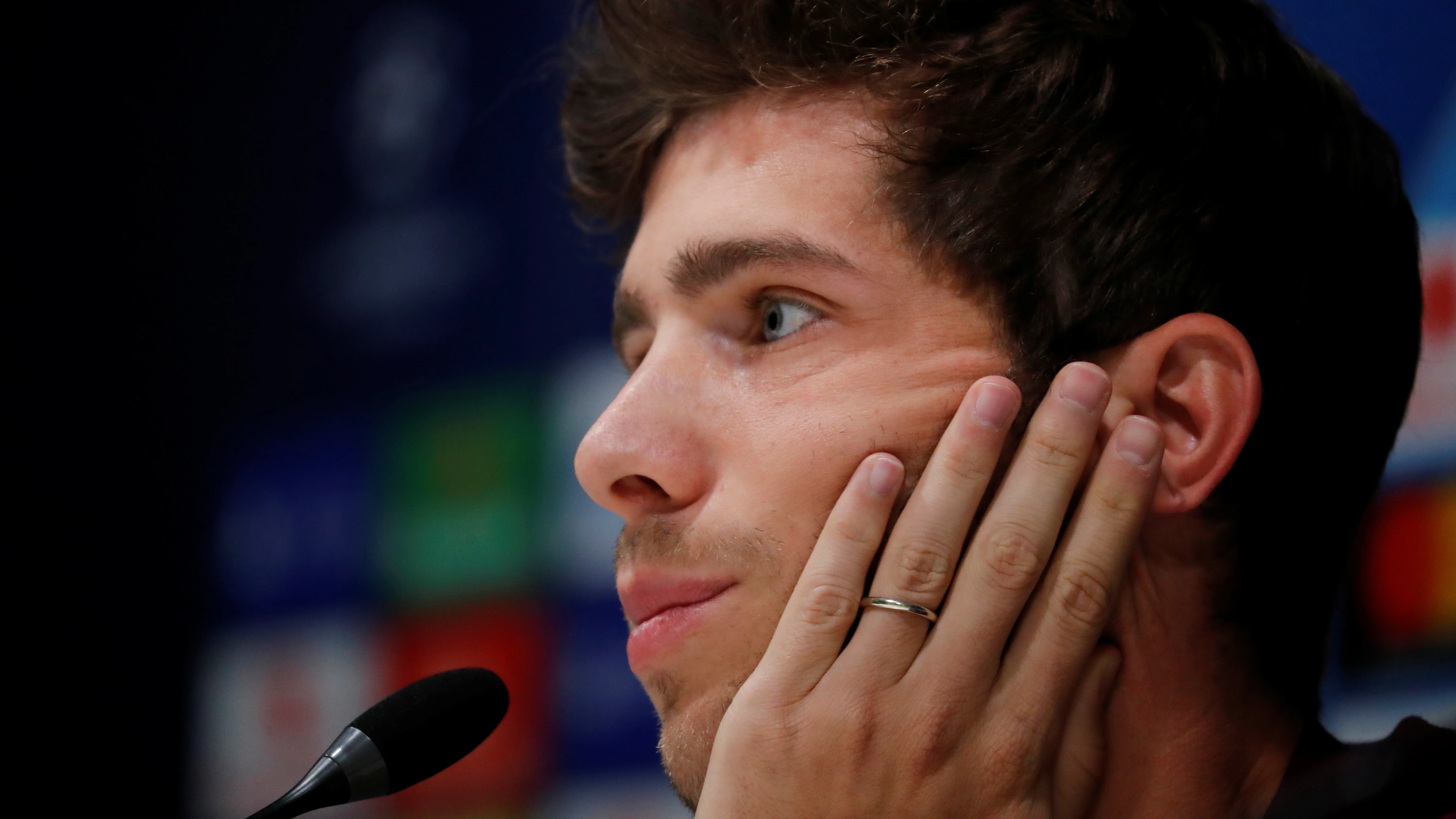 Sergi Roberto, durante su comparecencia ante los medios