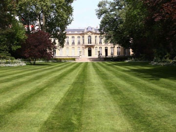 Los jardines de Matignon, en París Los jardines de Matignon, en París