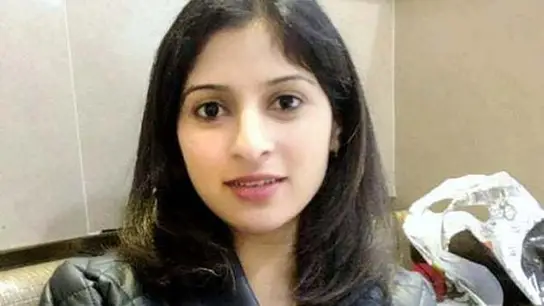 Un bebé nace del cuerpo sin vida de su madre: le practicaron luna cesárea tras ser asesinada por su exmarido Un bebé nace del cuerpo sin vida de su madre: le practicaron luna cesárea tras ser asesinada por su exmarido