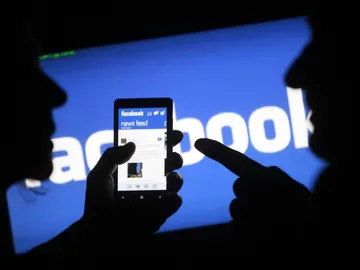 Facebook Facebook