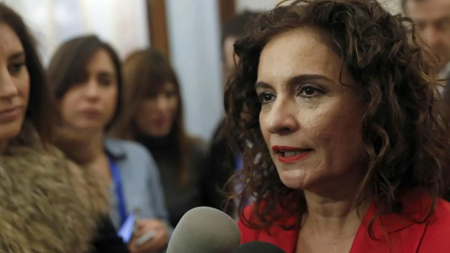 La ministra de Hacienda, María Jesús Montero La ministra de Hacienda, María Jesús Montero, ante los medios en el Congreso