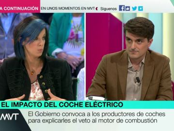 Tenso debate entre Jorge Morales y la portavoz de los fabricantes de automóviles: "¿22 años no son suficientes para transformar el sector?" Tenso debate entre Jorge Morales y la portavoz de los fabricantes de automóviles: "¿22 años no son suficientes para transformar el sector?"