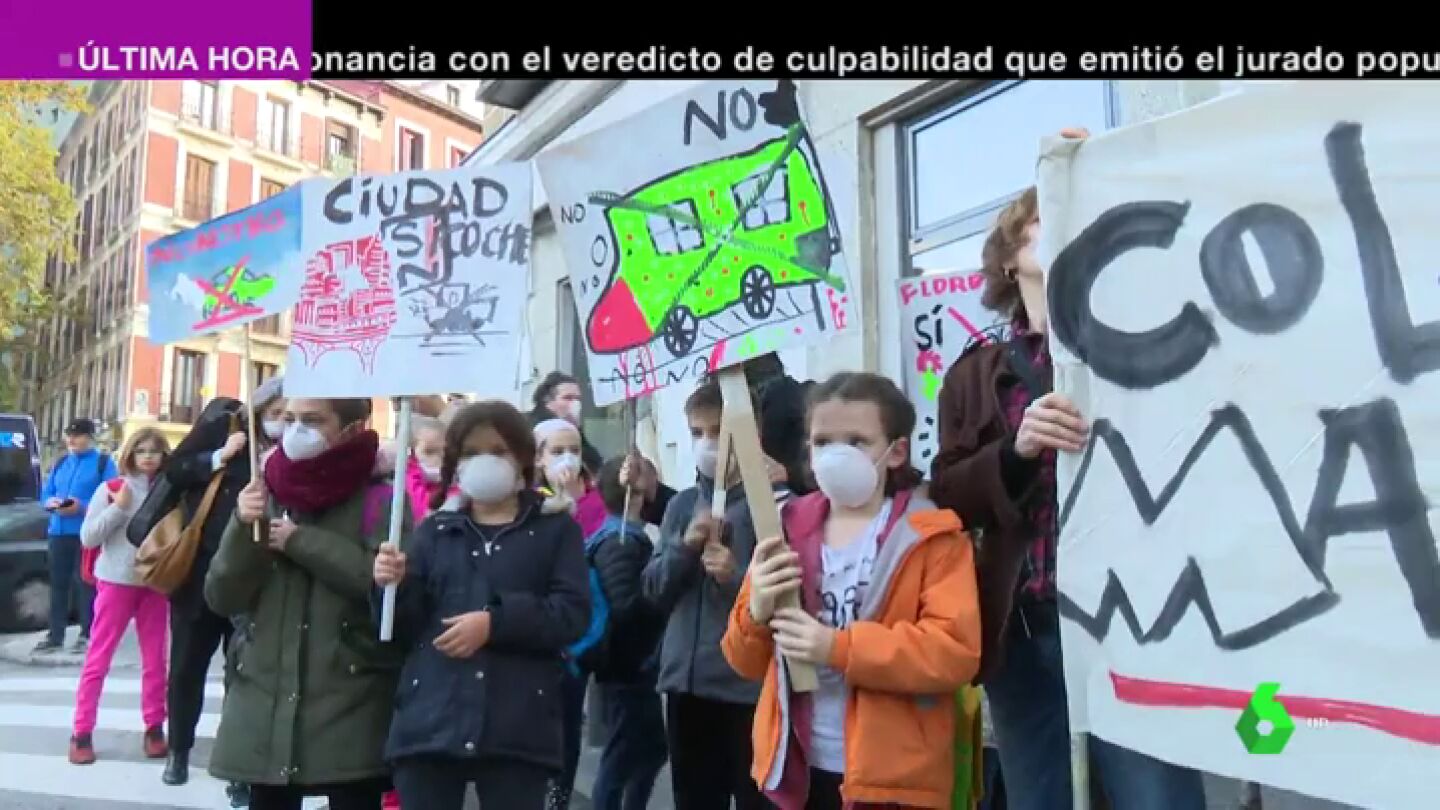 Comienza la guerra entre colegios p&uacute;blicos y concertados por un Madrid libre de coches
