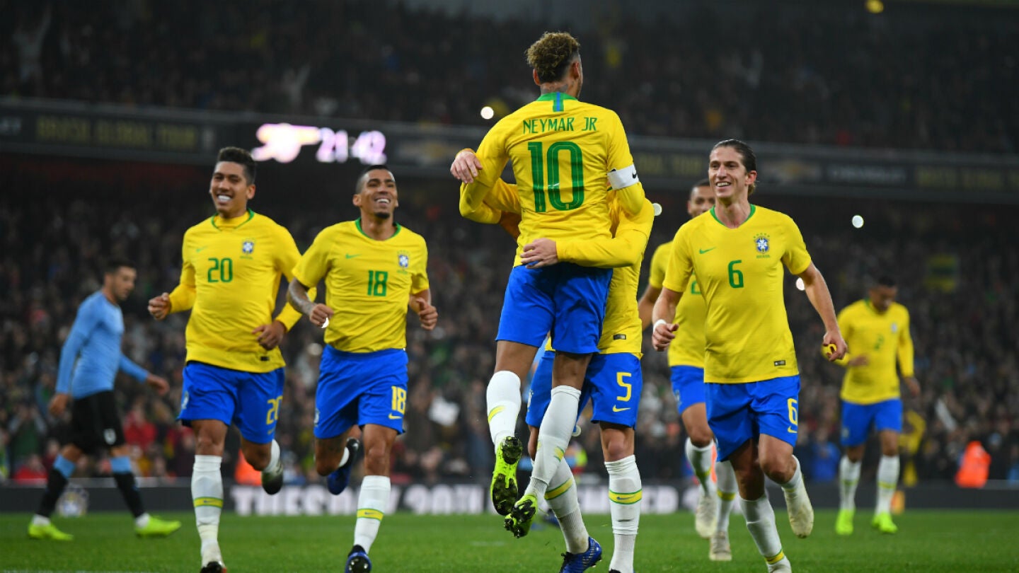 Brasil celebra un gol