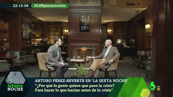 La alarma de Arturo Pérez-Reverte sobre los problemas del siglo XXI: "La clase media está desapareciendo"