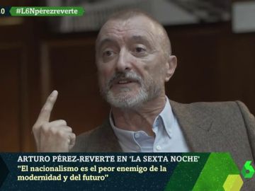 La crítica de Arturo Pérez-Reverte a la izquierda y los nacionalismos: "Es triste que VOX crezca pero más que les den argumentos para crecer" La crítica de Arturo Pérez-Reverte a la izquierda y los nacionalismos: "Es triste que VOX crezca pero más que les den argumentos para crecer"
