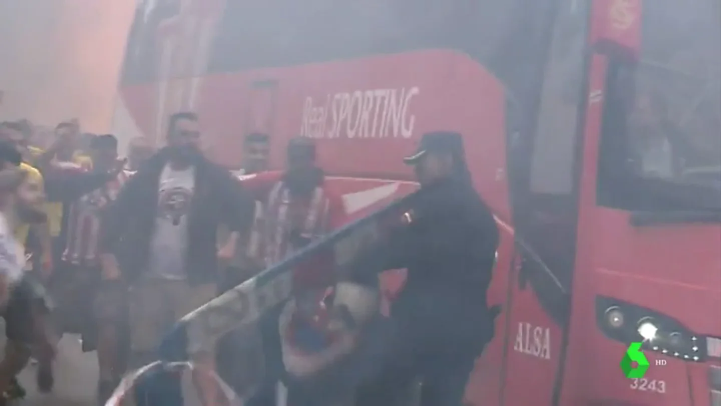 Alta tensión en Asturias por el derbi entre el Oviedo y el Sporting Alta tensión en Asturias por el derbi entre el Oviedo y el Sporting