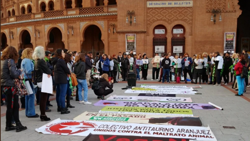 Imagen de la concentración antitaurina en Las Ventas