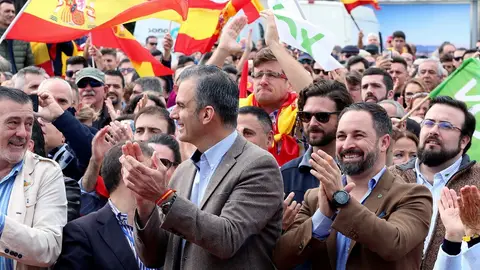 Santiago Abascal en un acto electoral de Vox en Málaga Santiago Abascal en un acto electoral de Vox en Málaga