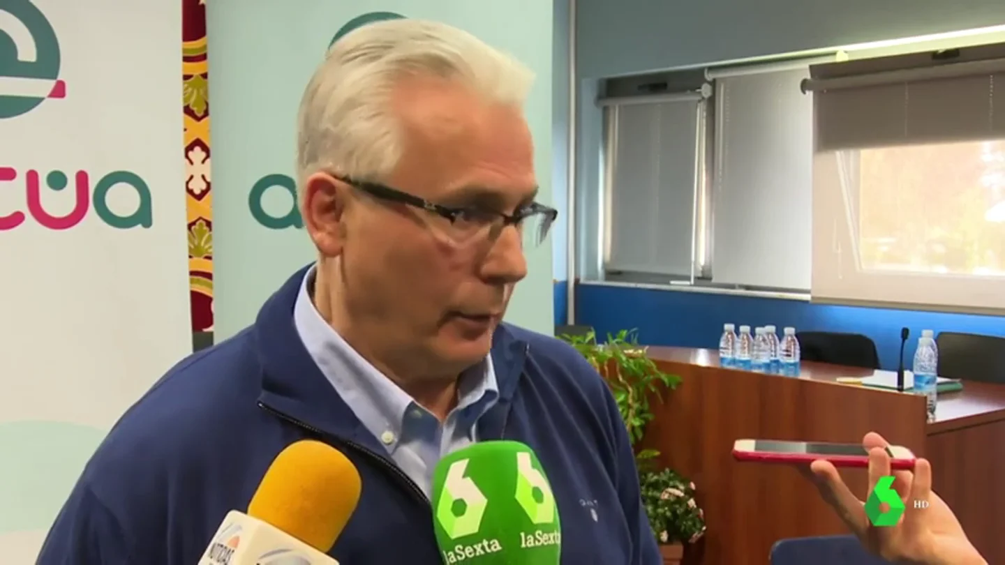 Baltasar Garzón muestra su "apoyo claro" a Manuela Carmena y no descarta presentarse en su candidatura Baltasar Garzón muestra su "apoyo claro" a Manuela Carmena y no descarta presentarse en su candidatura