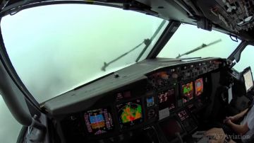 El impactante vídeo del aterrizaje de un avión en plena tormenta en Palma no apto para aerofóbicos