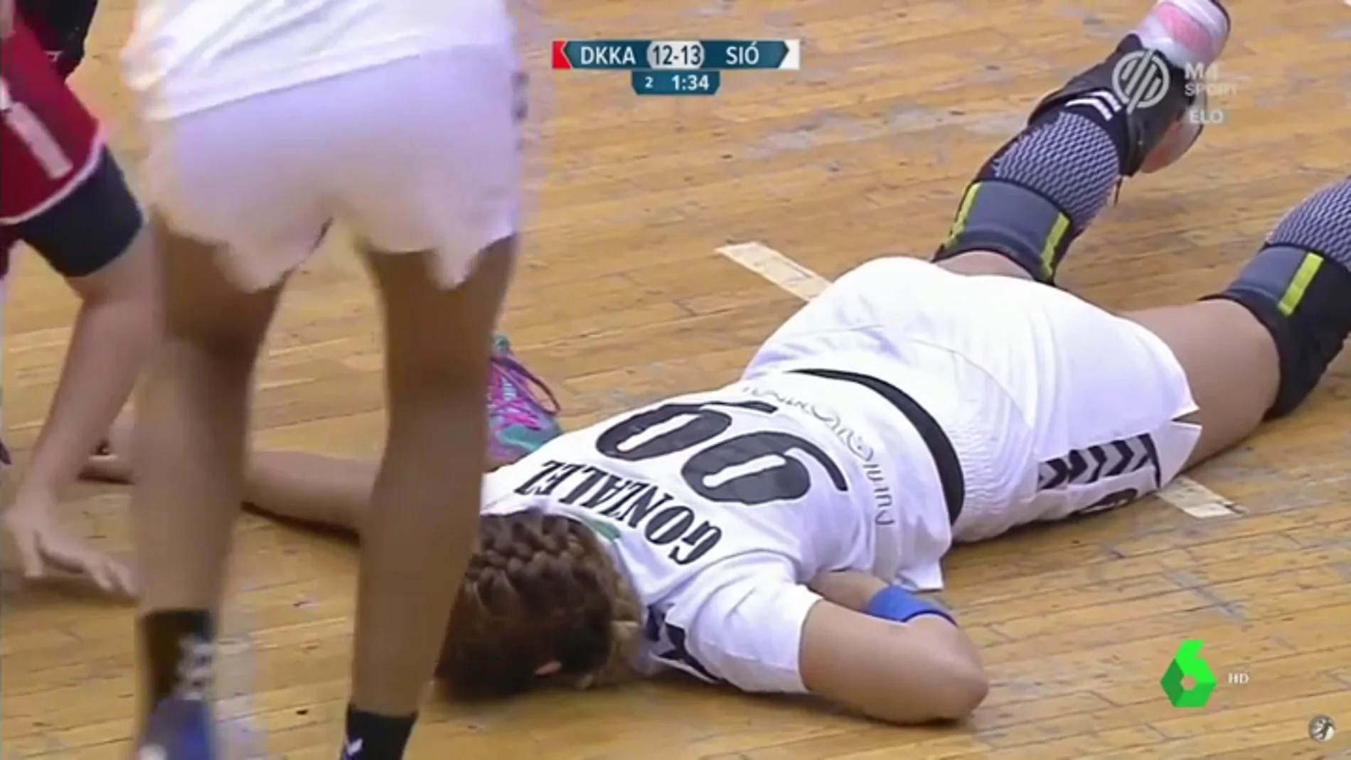 La salvaje agresión que sufrió Mireya González durante un partido de balonmano