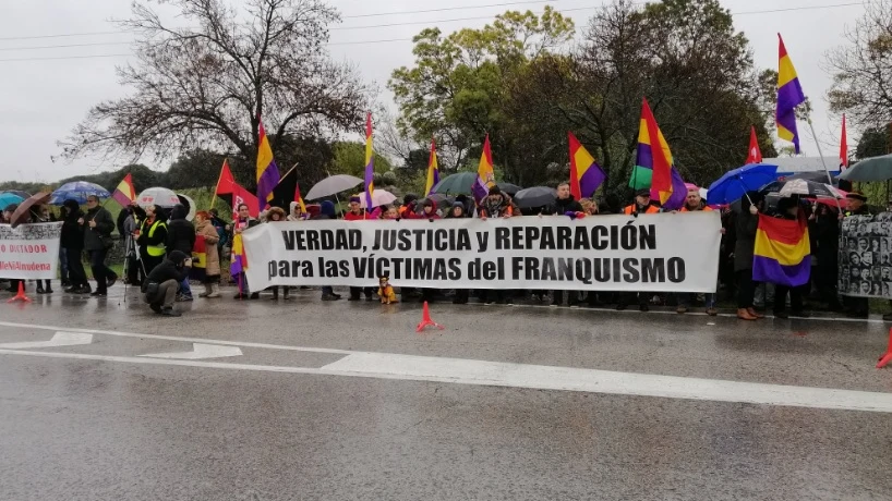 Concentración del Foro por la memoria