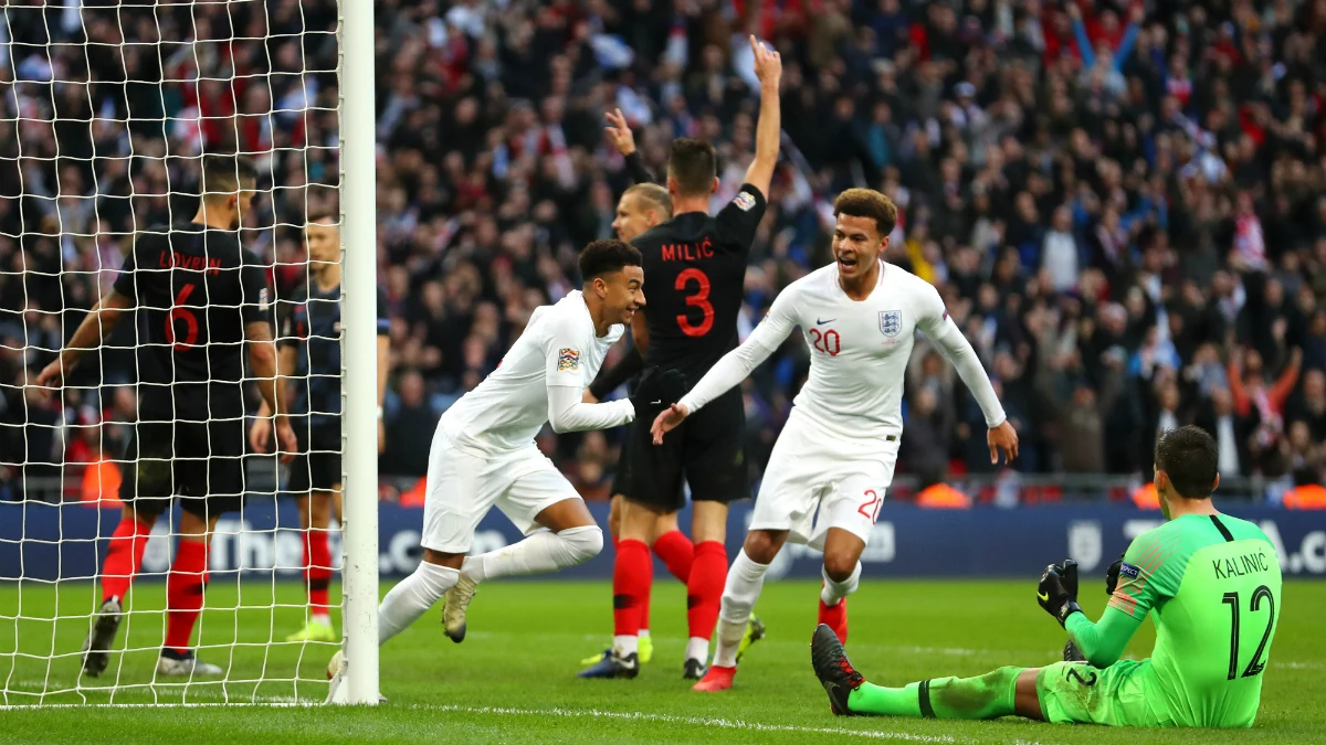 Lindgard celebra un gol con Inglaterra