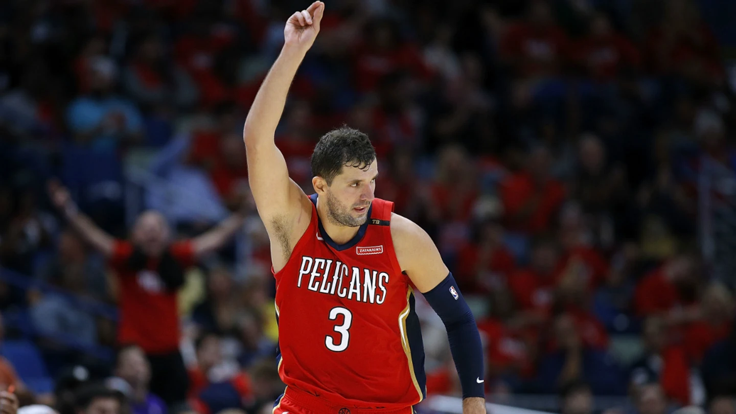 Mirotic celebra una acción Mirotic celebra una acción