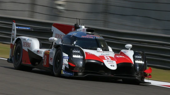 Fernando Alonso, con el Toyota Fernando Alonso, con el Toyota