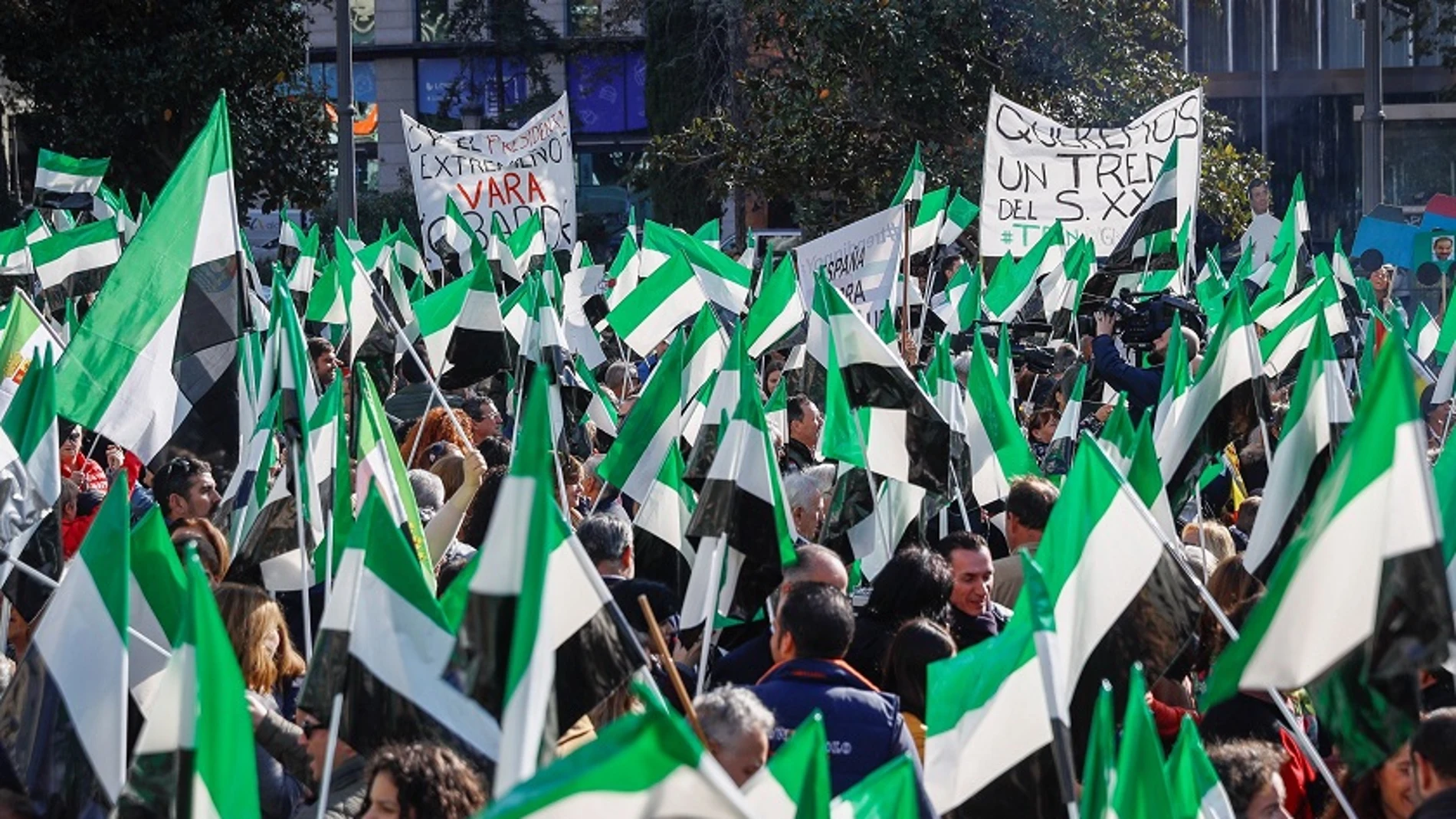 Manifestación para exigir un tren digno en Cáceres