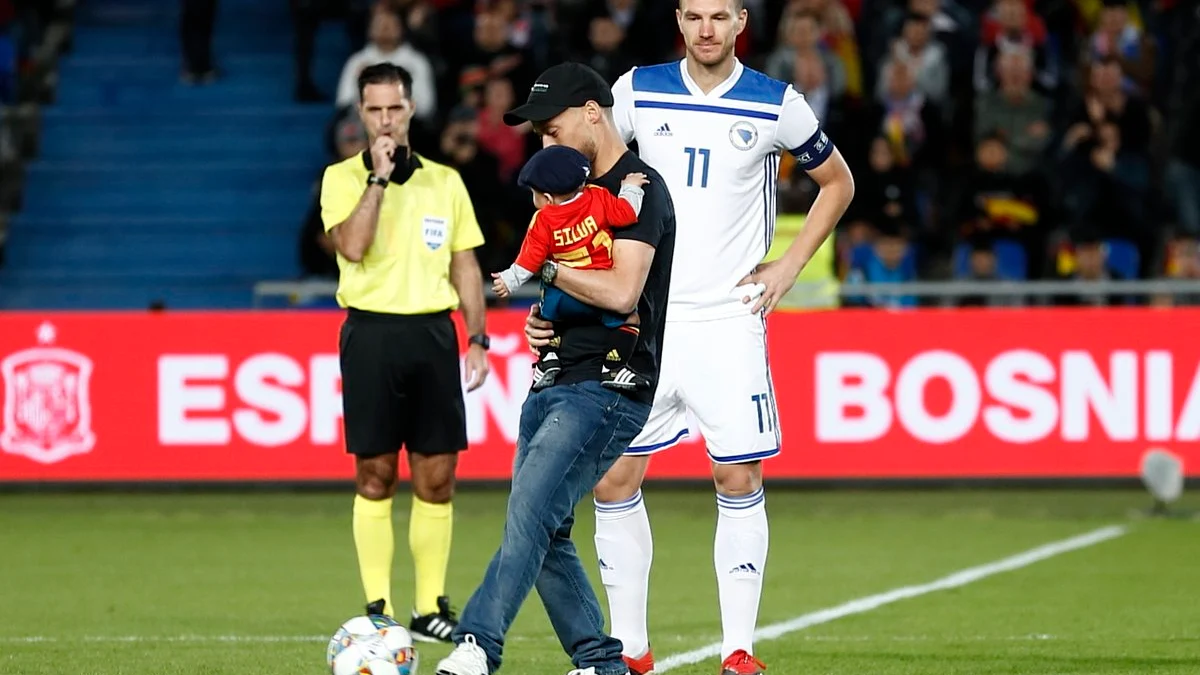 David Silva, con su hijo