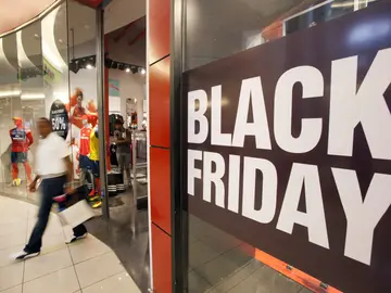 Un comercio celebra el Black Friday Un comercio celebra el Black Friday