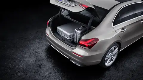 Mercedes Clase A Sedán  Mercedes Clase A Sedán