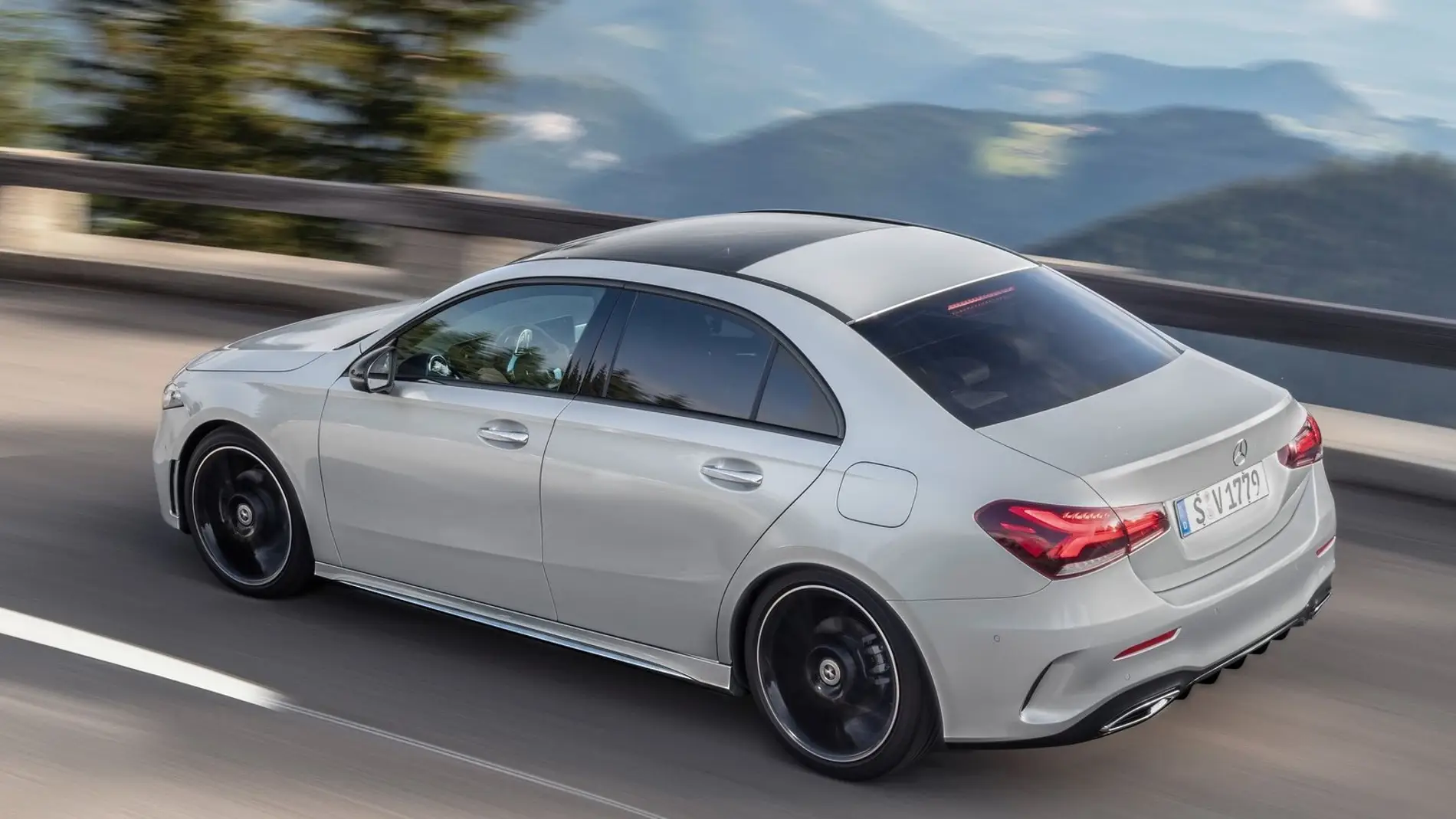 Mercedes Clase A Sedán