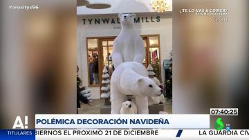 La polémica decoración navideña de un centro comercial que ha escandalizado a los clientes